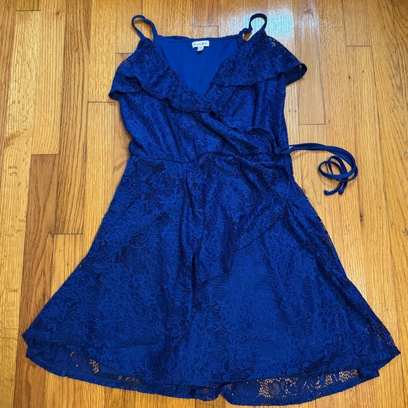 Love Fire Cobalt Blue Lace Wrap Dress Size XL - Picture 1 of 10